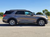 Used 2021 Ford Explorer XLT image 5