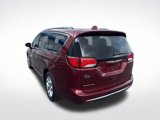 Used 2018 Chrysler Pacifica Touring-L w/ Tire & Wheel Group image 5