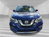 Used 2020 Nissan Rogue SV image 2