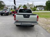 Used 2017 Nissan Frontier SV image 3