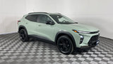 New 2025 Chevrolet Trax ACTIV image 2