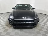 New 2025 Hyundai Elantra SE image 2