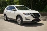 Used 2020 Nissan Rogue SV image 2