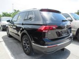 Used 2022 Volkswagen Tiguan SE image 3