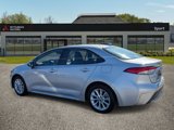 Used 2022 Toyota Corolla LE image 5