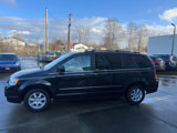 Used 2010 Chrysler Town & Country Touring image 4
