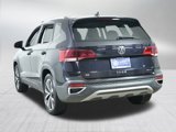 Certified 2023 Volkswagen Taos SE w/ Panoramic Sunroof Package image 5
