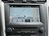 Used 2018 Ford Fusion SE w/ Fusion SE Technology Package image 4