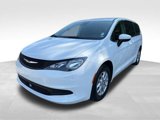Used 2023 Chrysler Voyager LX image 4