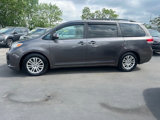 Used 2013 Toyota Sienna XLE image 2