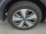Used 2017 Kia Niro LX image 5
