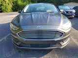 Used 2017 Ford Fusion SE image 2