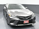Used 2020 Toyota Camry XSE image 3