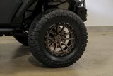 Used 2025 Jeep Gladiator Sport image 3