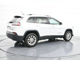 Used 2019 Jeep Cherokee Latitude w/ Popular Appearance Group image 5