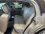 Used 2010 Lincoln Town Car Signature Limited image 5