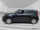 Certified 2022 Kia Soul LX image 2