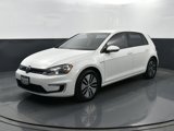 Used 2016 Volkswagen e-Golf SE image 6