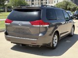 Used 2012 Toyota Sienna LE image 4