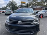 Used 2017 Volkswagen Jetta SE image 2