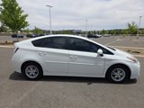 Used 2010 Toyota Prius Five image 2