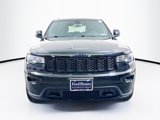 Used 2018 Jeep Grand Cherokee Laredo image 2