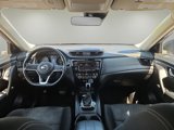 Used 2020 Nissan Rogue SV image 2