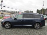 Used 2020 Chrysler Pacifica Touring-L Plus image 3
