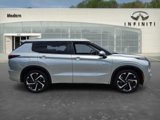 Used 2023 Mitsubishi Outlander SEL image 3