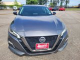 Used 2020 Nissan Altima 2.5 SR w/ Premium Package image 2
