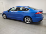 Used 2019 Ford Fusion SE image 3