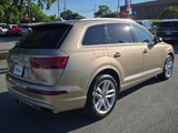 Used 2018 Audi Q7 3.0T Prestige image 3