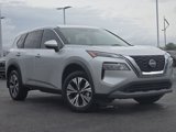 Used 2022 Nissan Rogue SV image 2
