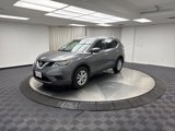 Used 2016 Nissan Rogue SV w/ SV Premium Package image 3