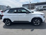 Used 2022 Hyundai Venue Limited image 5