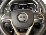 Used 2015 Jeep Grand Cherokee Limited w/ Luxury Group II image 4