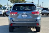 Used 2019 Toyota Highlander LE image 5