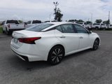 Used 2021 Nissan Altima 2.5 SV w/ SV Premium Package image 2