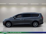 Used 2021 Chrysler Pacifica Touring-L w/ Uconnect Theater Family Group image 4