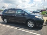 Used 2015 Toyota Sienna XLE image 2