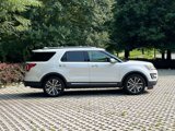 Used 2017 Ford Explorer Platinum image 4