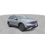 Used 2022 Volkswagen Tiguan S image 2