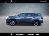 Used 2019 Toyota Highlander XLE image 2