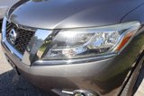 Used 2016 Nissan Pathfinder SV image 3