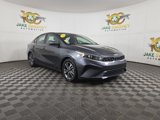 Used 2022 Kia Forte LXS image 2