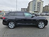 Used 2022 Volkswagen Atlas SE image 2