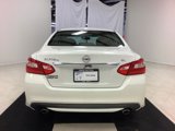 Used 2016 Nissan Altima 2.5 SL w/ Moonroof Package image 4