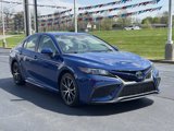 Used 2023 Toyota Camry SE image 3