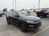 Used 2019 Jeep Compass Sport w/ Tech Group image 2