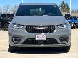 New 2025 Chrysler Pacifica Select image 2